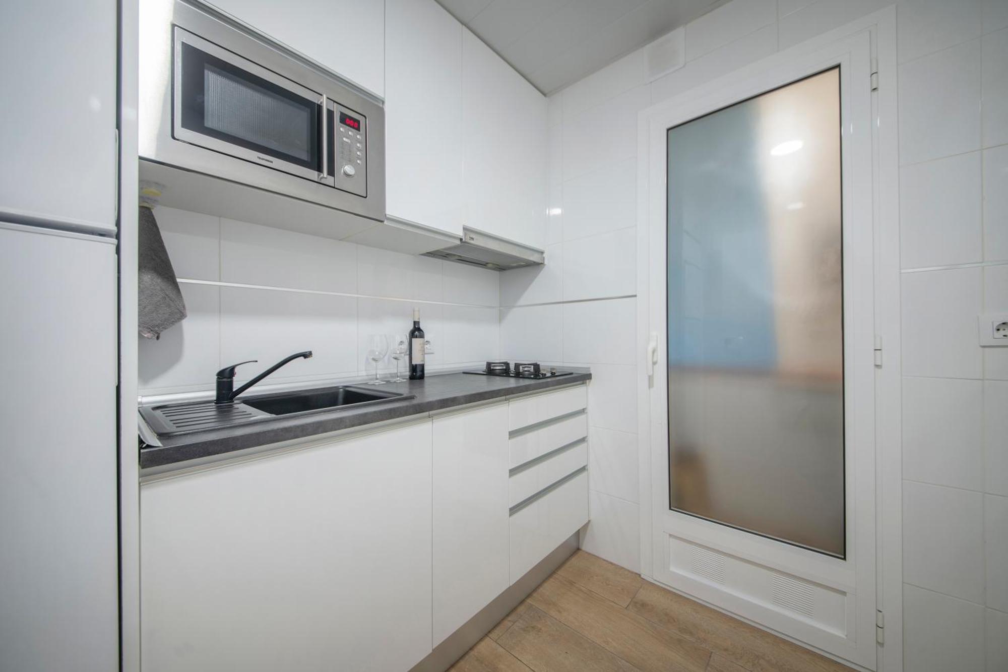 Apartamento a 100 metros de la playa Pineda De Mar Exterior foto